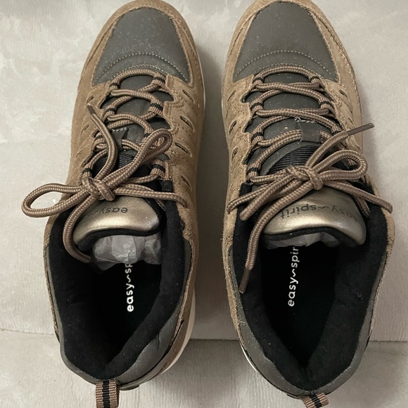 Easy Spirit Shoes Easy Spirit Brand New Shoes With Insole Builtin